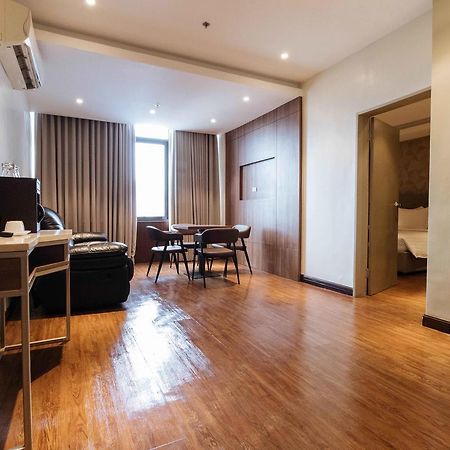 Reddoorz Premium @ South Triangle Quezon City Eksteriør billede