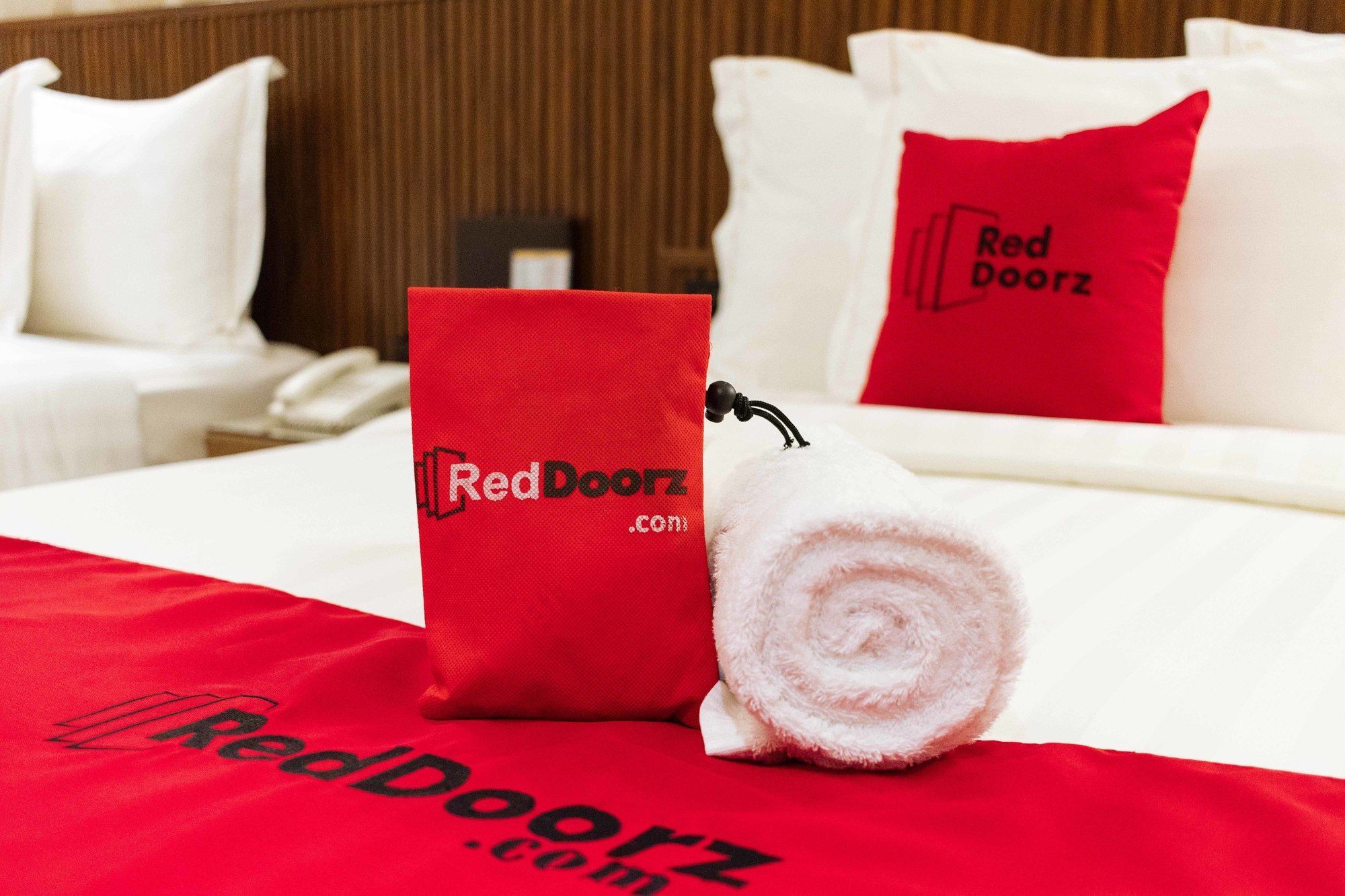 Reddoorz Premium @ South Triangle Quezon City Eksteriør billede