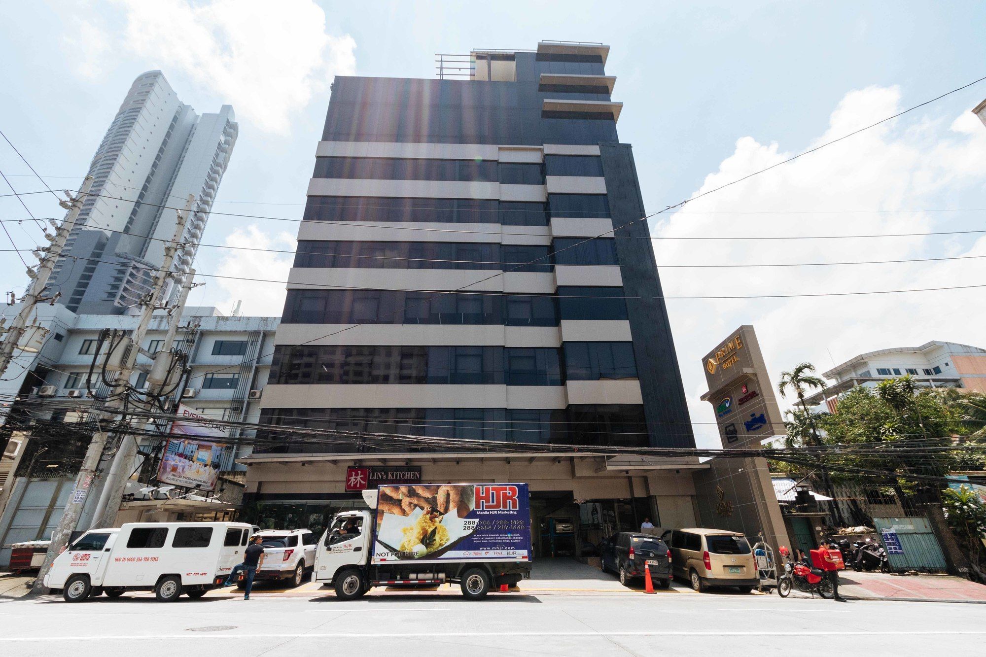 Reddoorz Premium @ South Triangle Quezon City Eksteriør billede